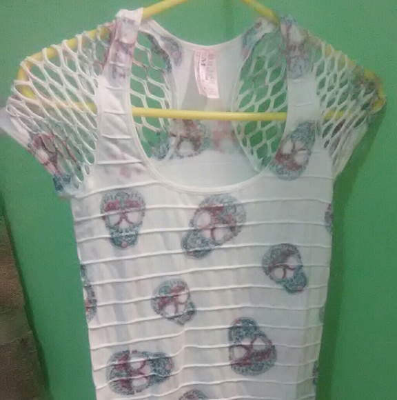 Skull dress/club wear - Picture 1 of 3